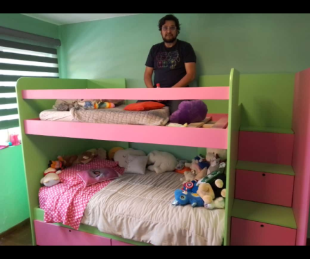 La magia del barnizado en laca automotriz: una innovación en la decoración de literas para niñas